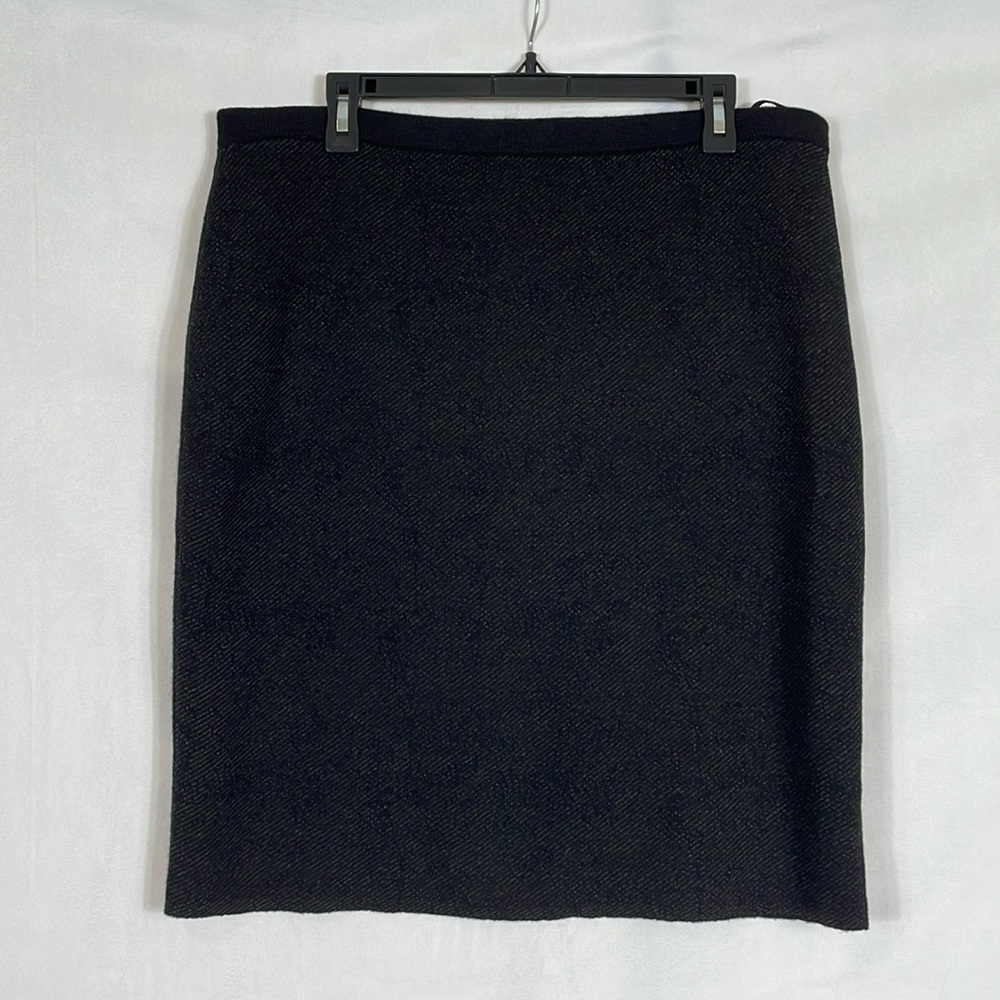 Eileen Fisher Knit Skirt Size L Black Gray Knit Wool Cotton Blend EUC